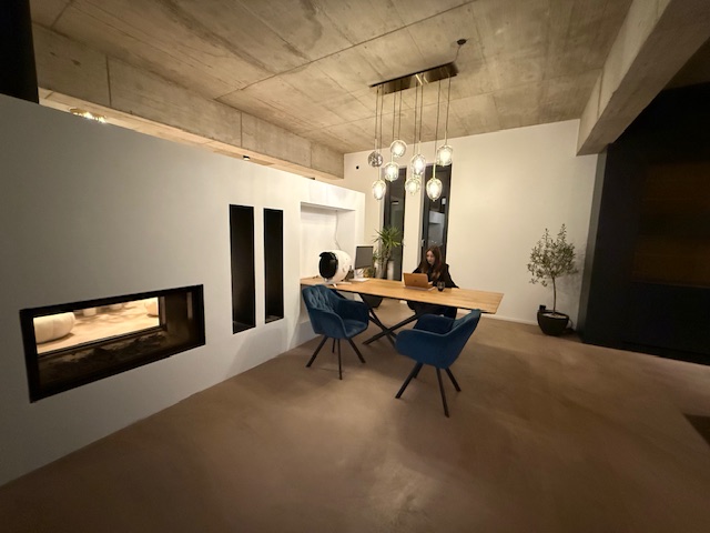 Read Nawas - Chirurg