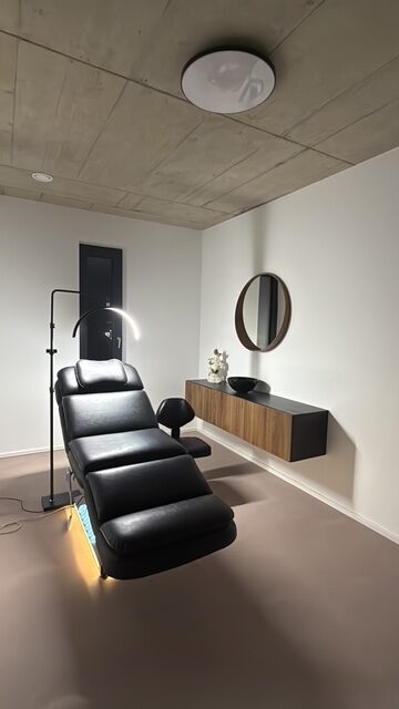 Read Nawas - Chirurg